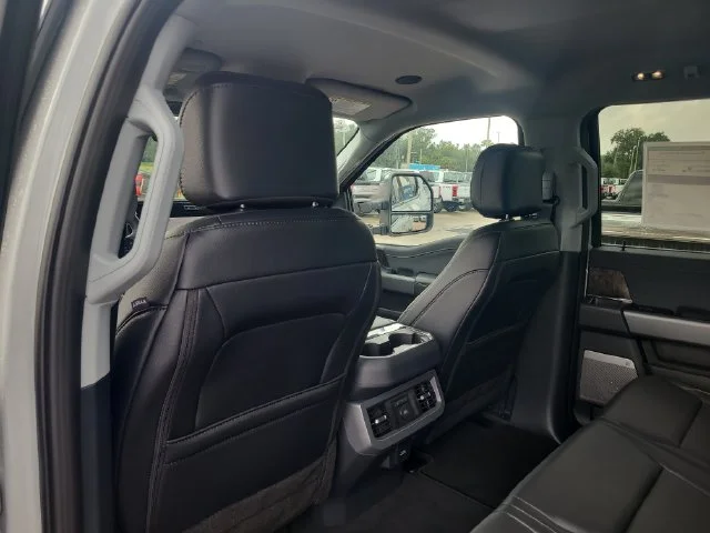 New 2026 Avalanche Ford Lariat image 13