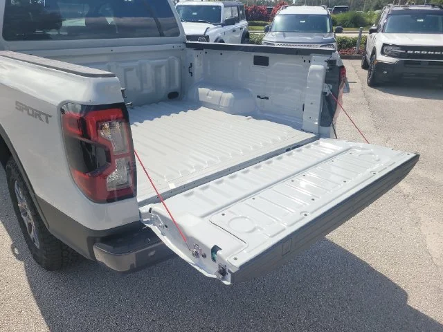 New 2026 Avalanche Ford XLT image 10