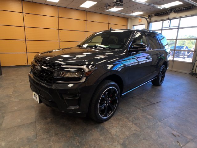 Certified Used 2022 Dark Matter Metallic Ford Limited image 3