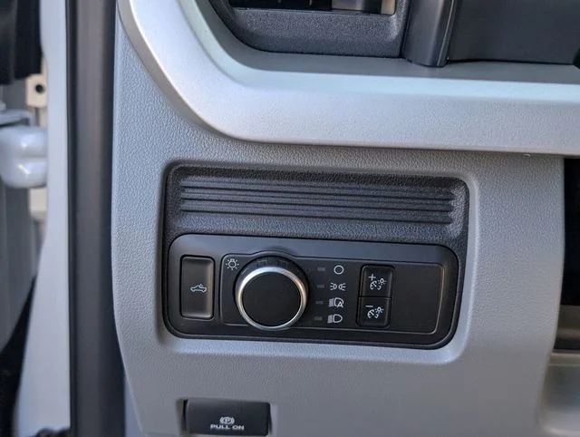 New 2026 Oxford White Ford F-250® XL image 15