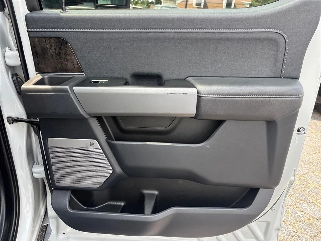 Used 2025 Gray Ford Lariat image 16