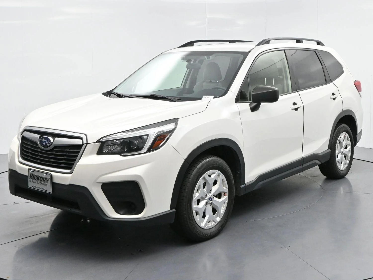 Used 2021 Crystal White Pearl Subaru Base image 3