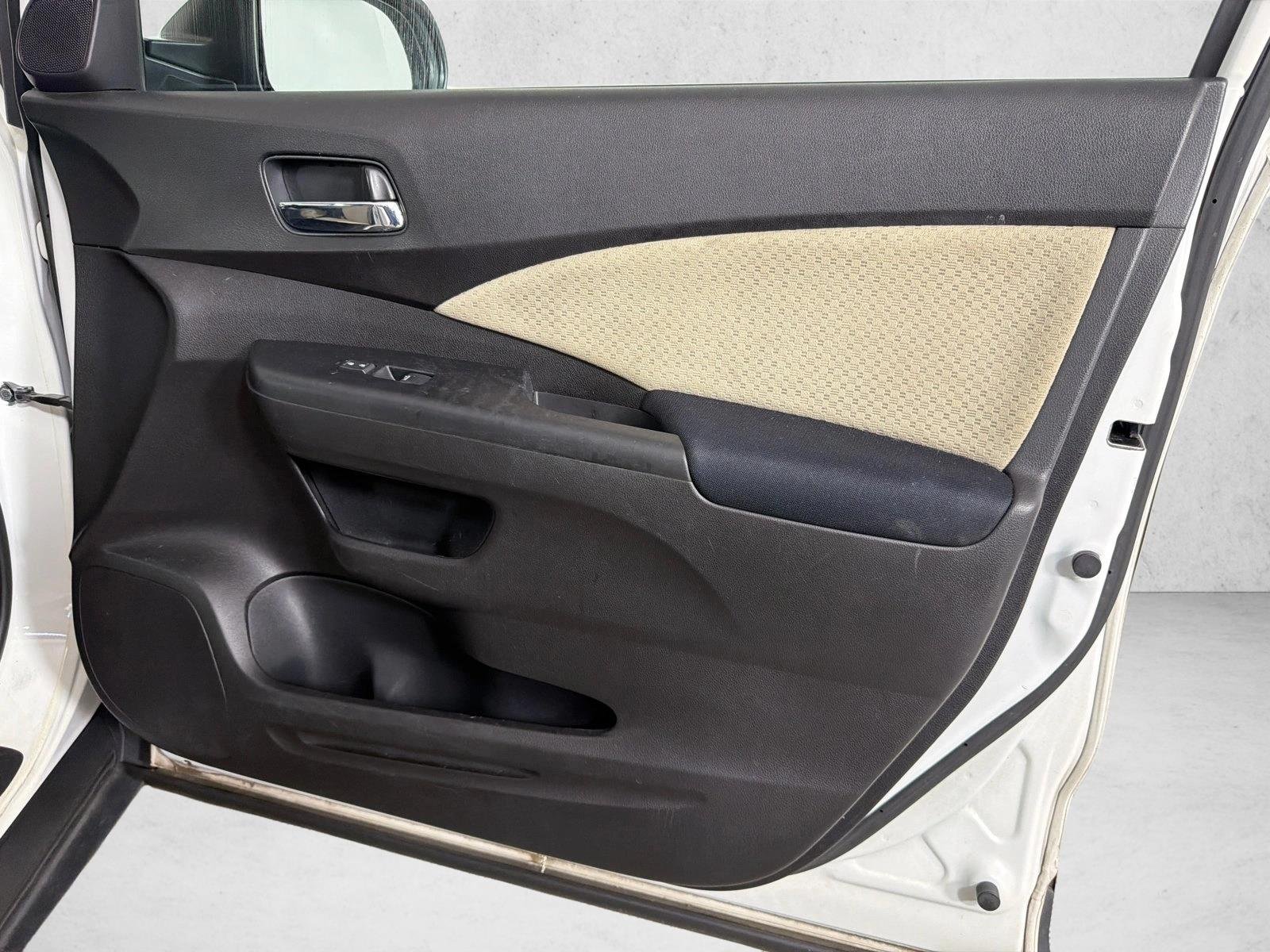 Used 2015 White Diamond Pear Honda EX image 15