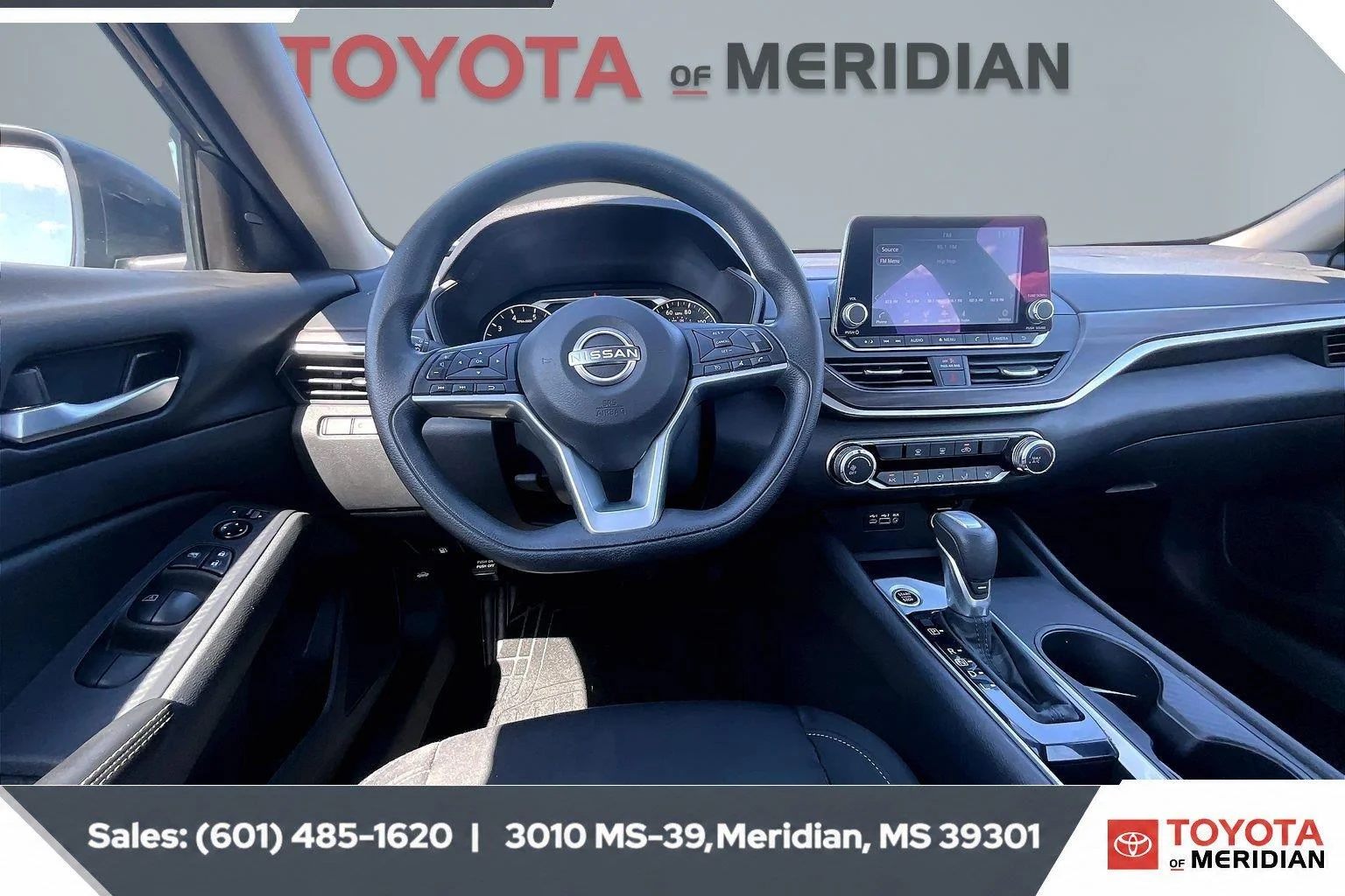 Used 2025 Gun Metallic Nissan SV image 5