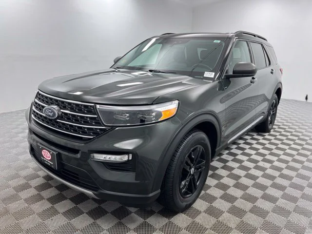 Used 2022 Green Ford XLT image 2
