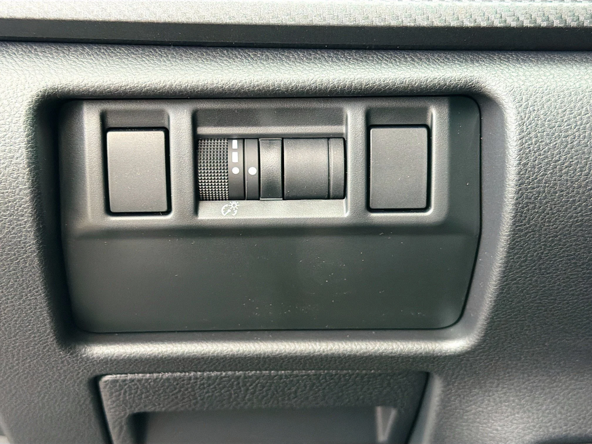 2026 Subaru Crosstrek Base - Photo 32