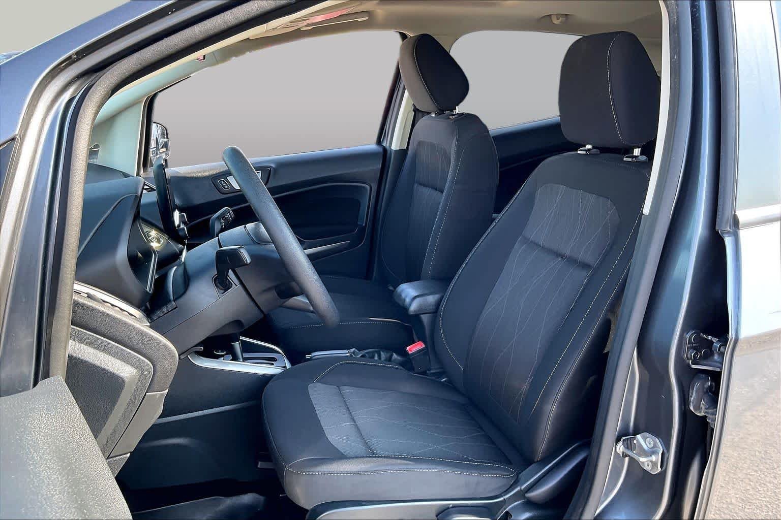 Pre-Owned 2021 Ford EcoSport SE