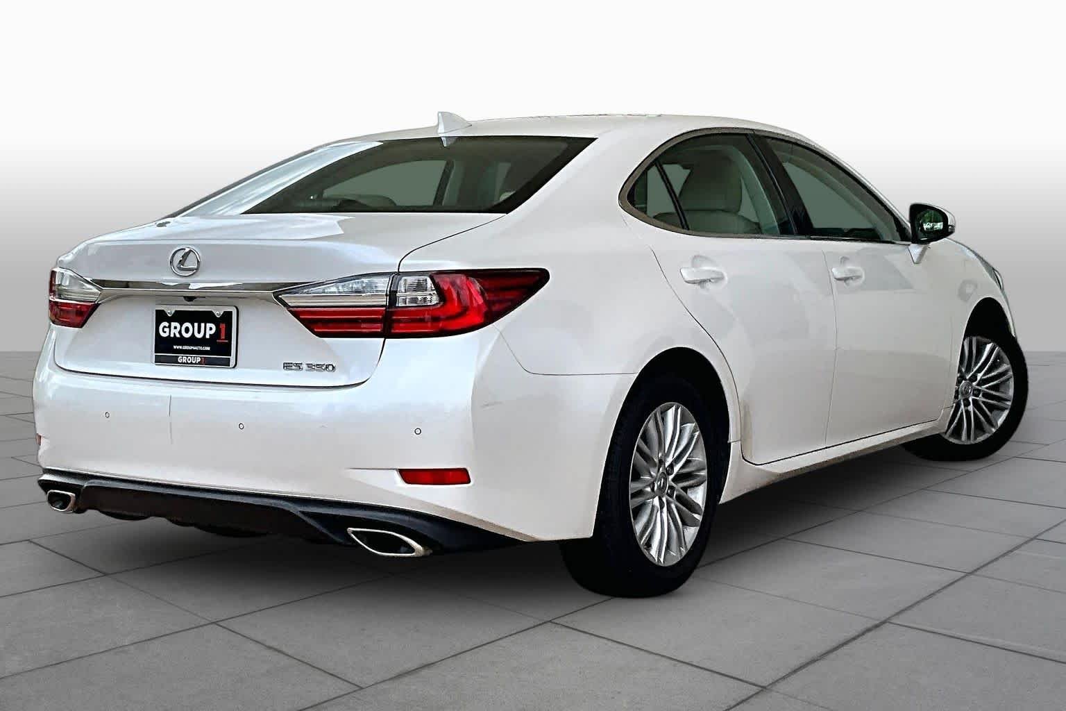 Used 2017 Eminent White Pearl Lexus  image 11