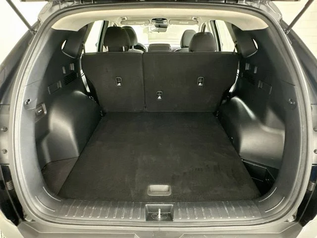 Pre-Owned 2022 Hyundai Tucson SE