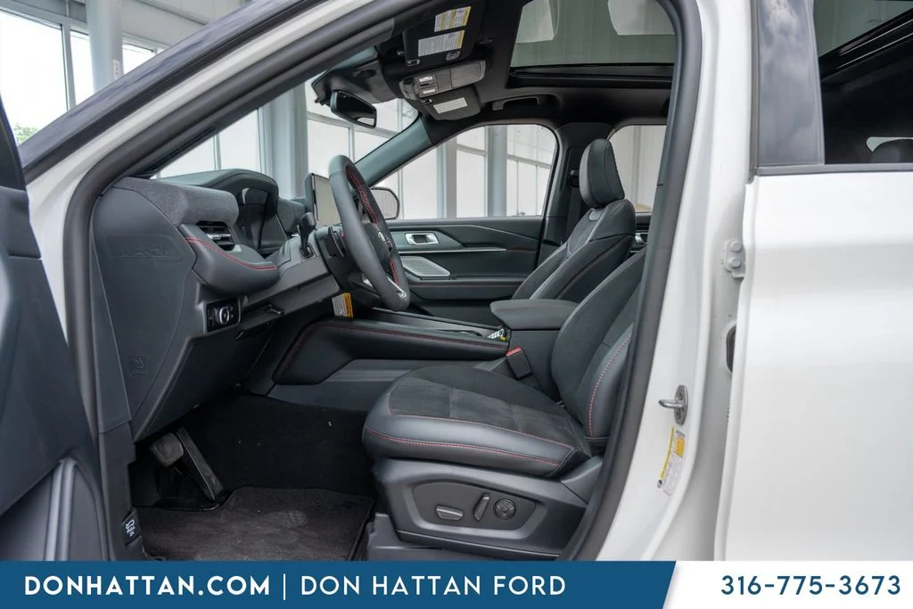 2026 Ford Explorer ST - Photo 6