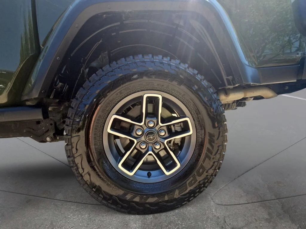 Used 2023 Green Jeep Willys image 31