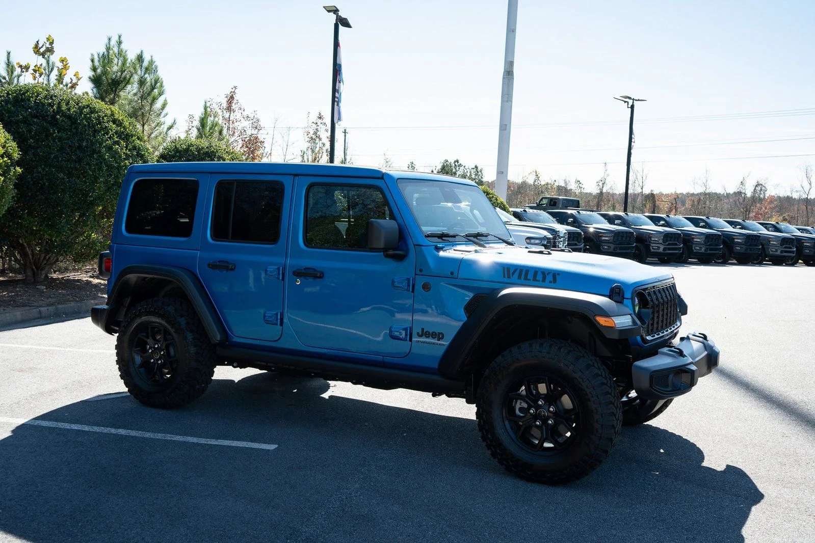 New 2026 Hydro Blue Pearl-Coat Exterior Paint Jeep Willys image 12