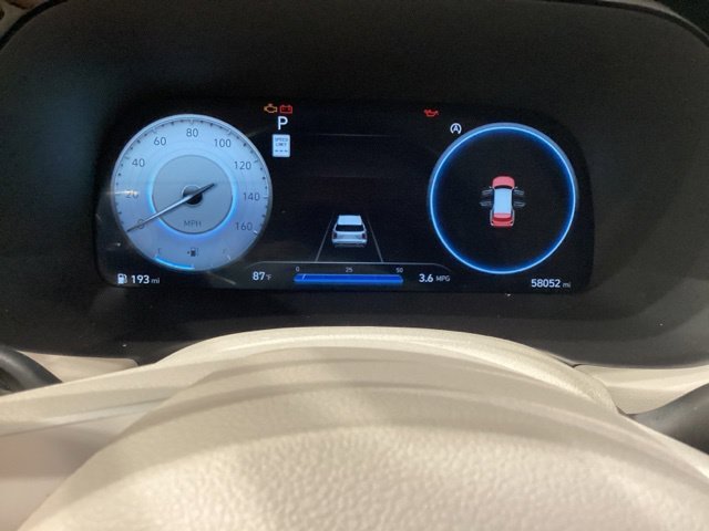 Used 2024 White Hyundai Calligraphy image 19