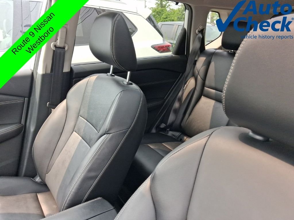 Used 2024 White Nissan SL image 30