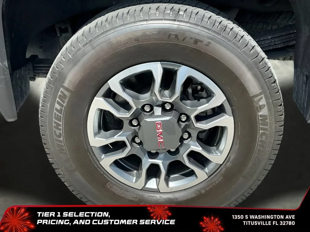 Certified Used 2024 Onyx Black GMC SLT image 38