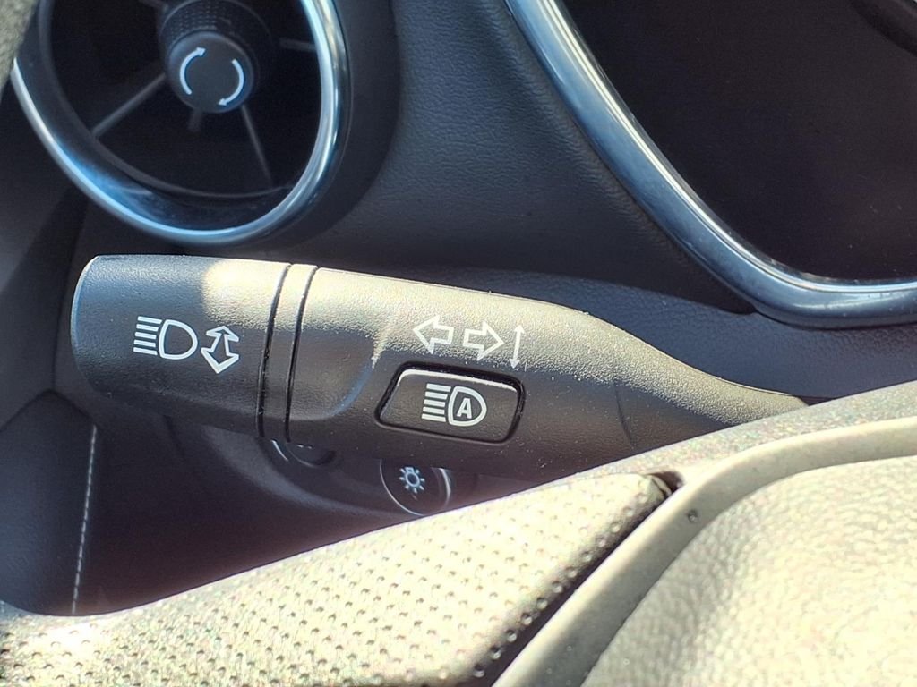 Used 2025 Gray Chevrolet LT image 22