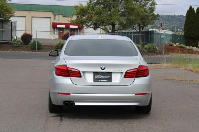Used 2012 Silver BMW 528i xDrive image 5