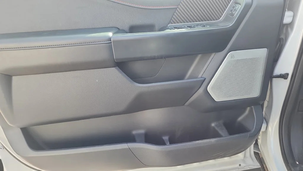 Used 2025 White Ford Raptor image 13