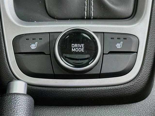 New 2026 Gray Hyundai SEL image 18