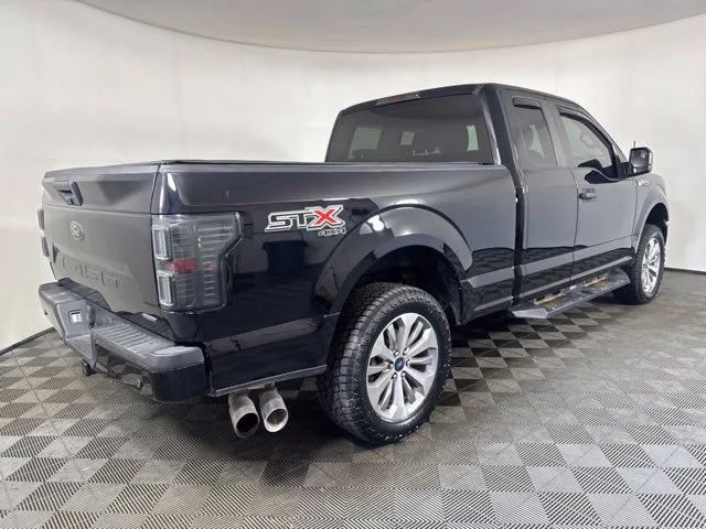 Used 2018 Shadow Black Ford XL image 3