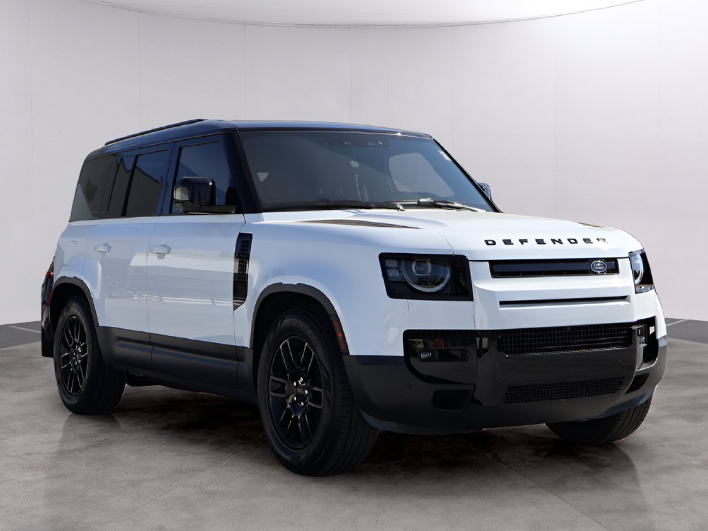 Certified Used 2026 Fuji White Land Rover S image 3