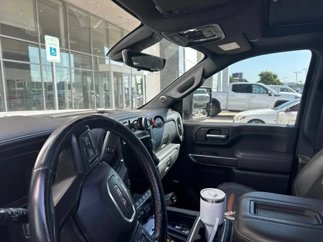 Used 2022 Summit White GMC AT4 image 7
