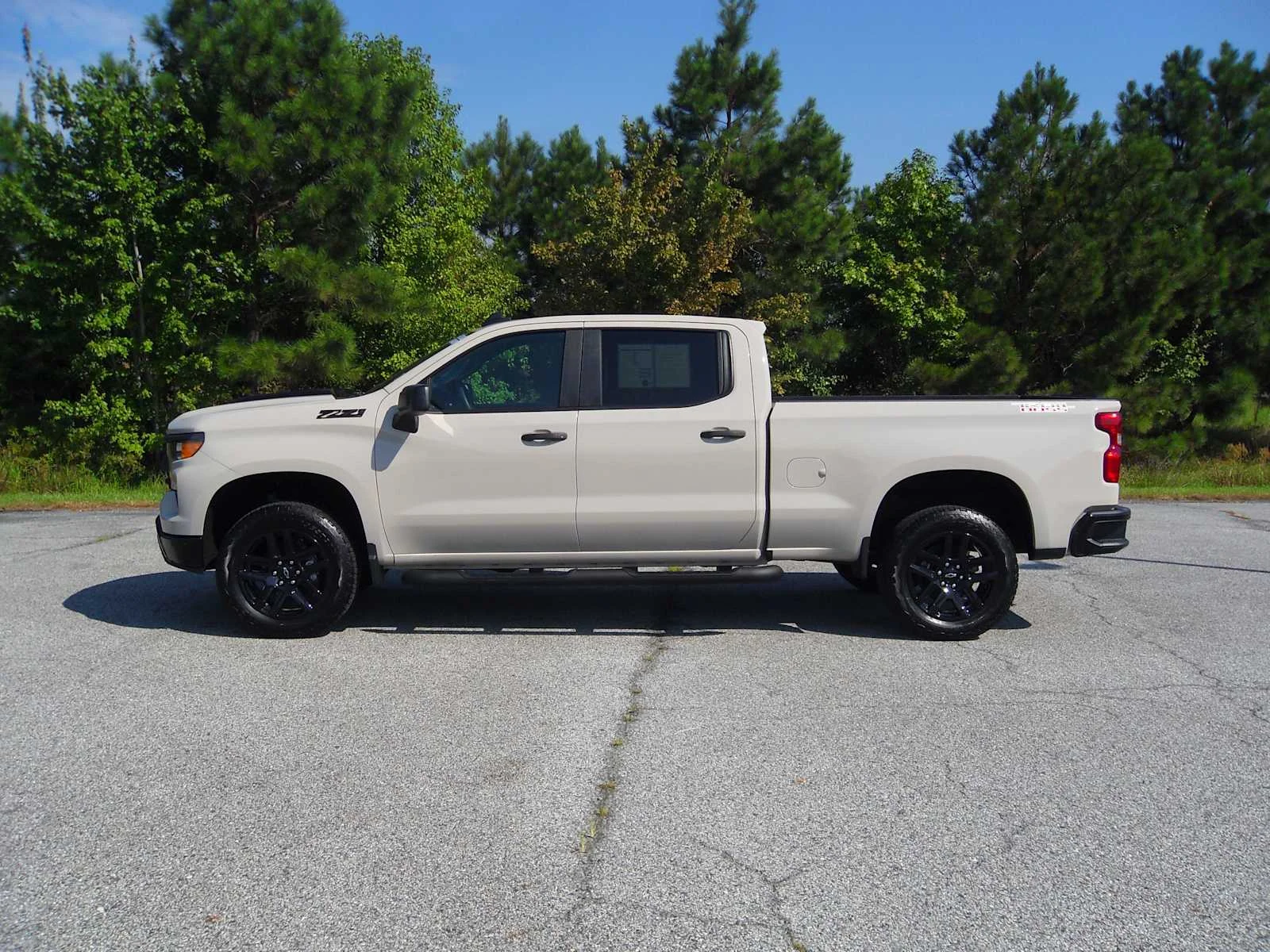 Certified Used 2026 White Sands Chevrolet Custom Trail Boss image 2