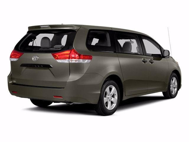 Used 2014 Silver Toyota Limited image 2