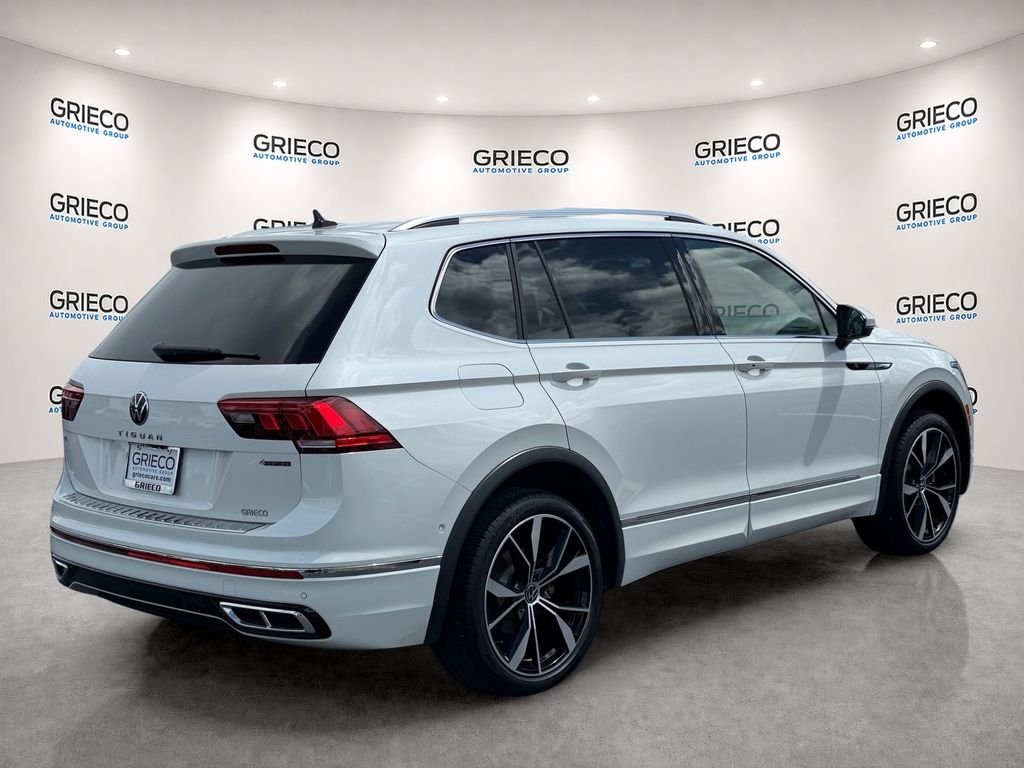 Used 2022 White Volkswagen 2.0T SEL R-Line image 7