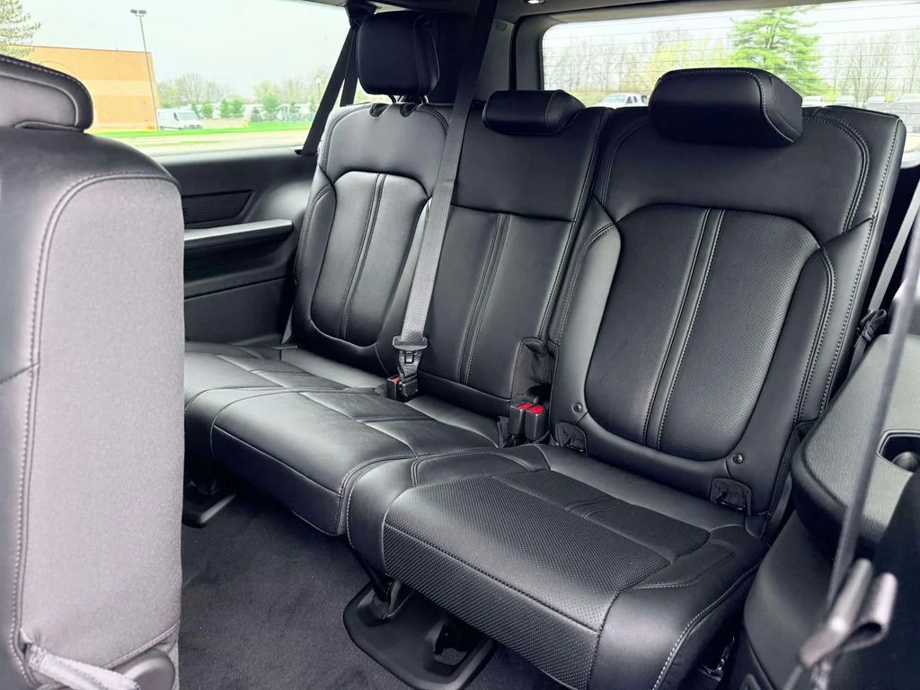 New 2026 High Gloss Black Jeep Limited Altitude image 11