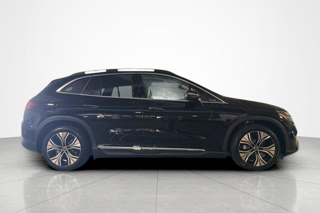 New 2027 Black Mercedes-Benz EQE 320 4MATIC® SUV image 6