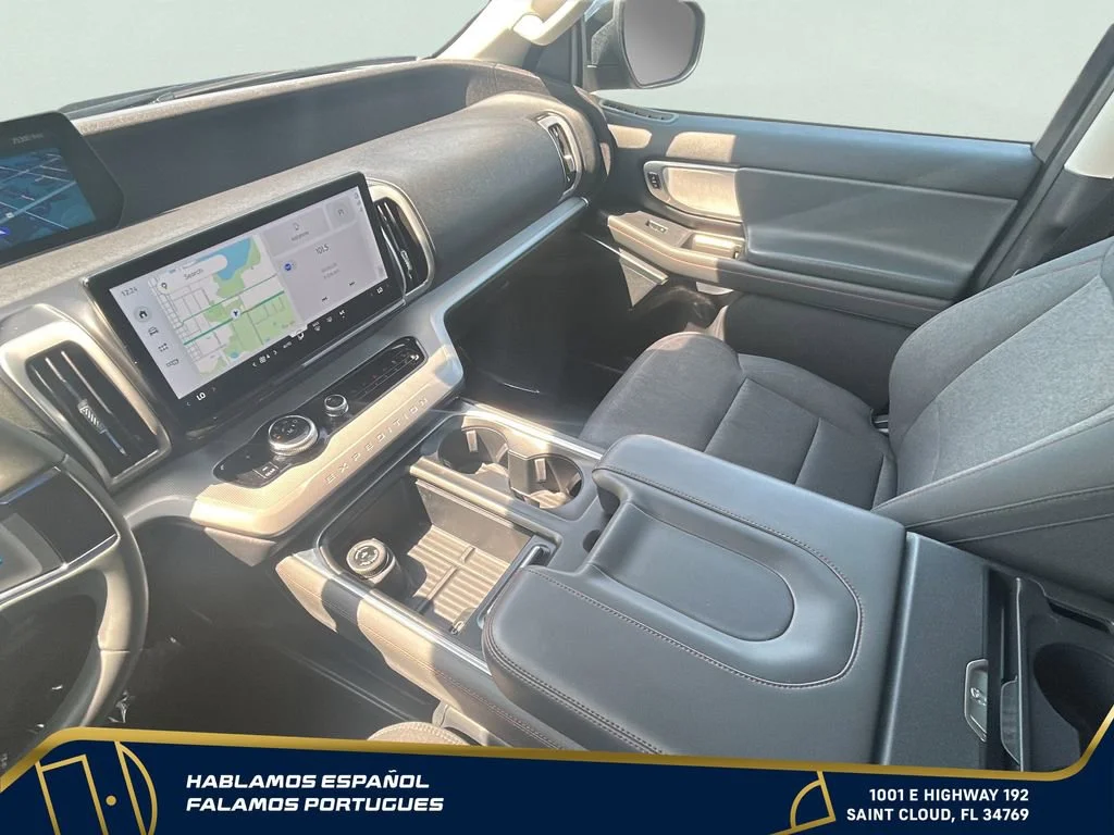 Used 2025  Ford Active image 21