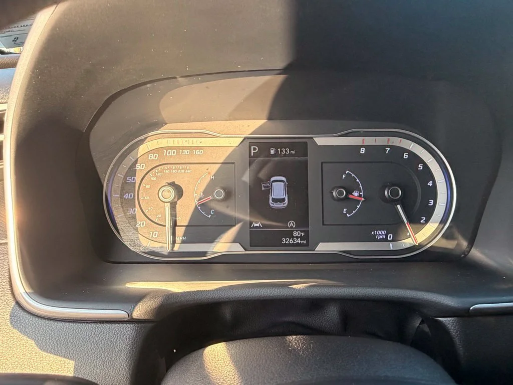 Used 2023 Serenity White Hyundai SEL image 16