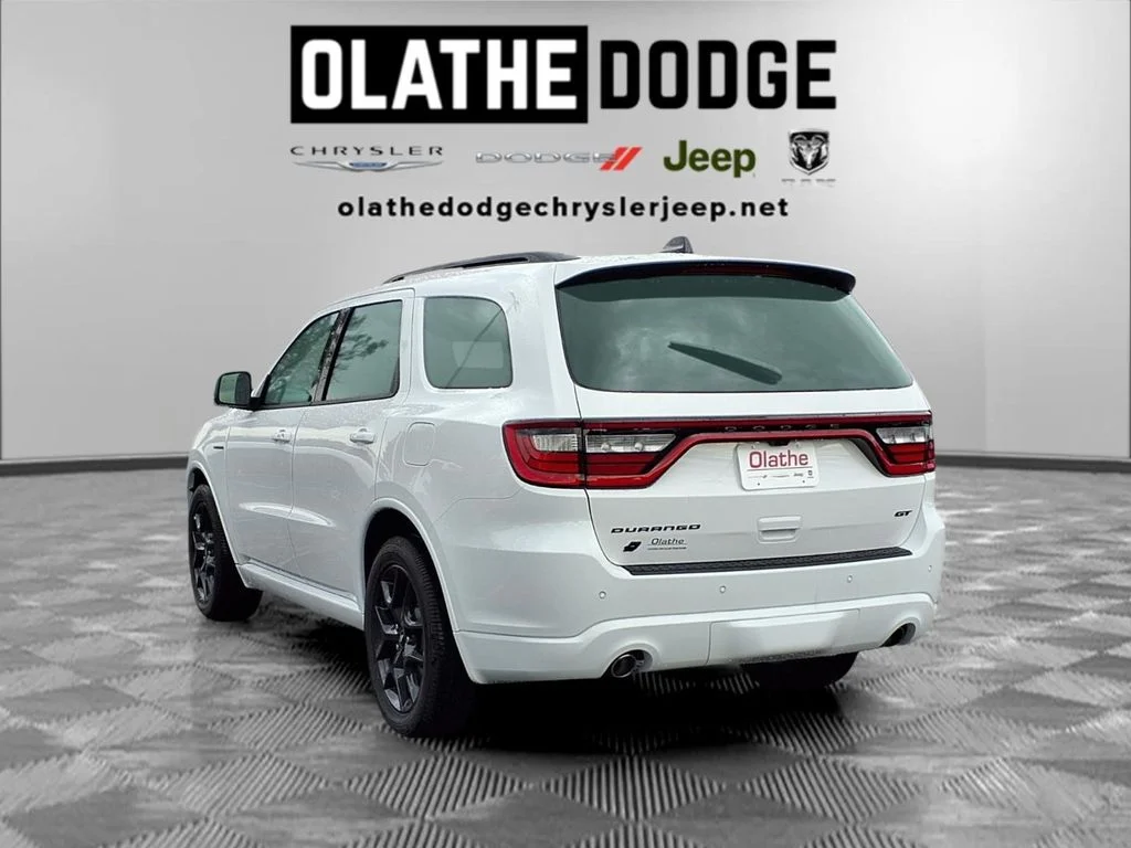 New 2026 White Knuckle Clear-Coat Exterior Paint Dodge GT Plus HEMI V8 image 3