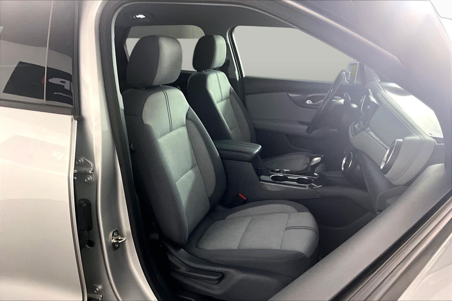 Used 2020 Silver Ice Metallic Chevrolet LT image 9