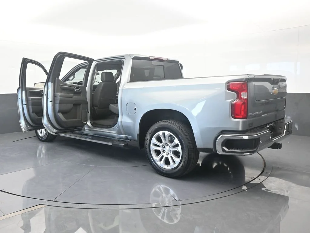 2024 Chevrolet Silverado 1500 LTZ - Photo 40