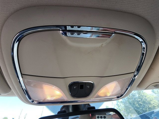 Used 2016 Gray Jeep Latitude image 23