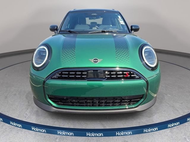 New 2026 Green MINI Signature Plus image 2