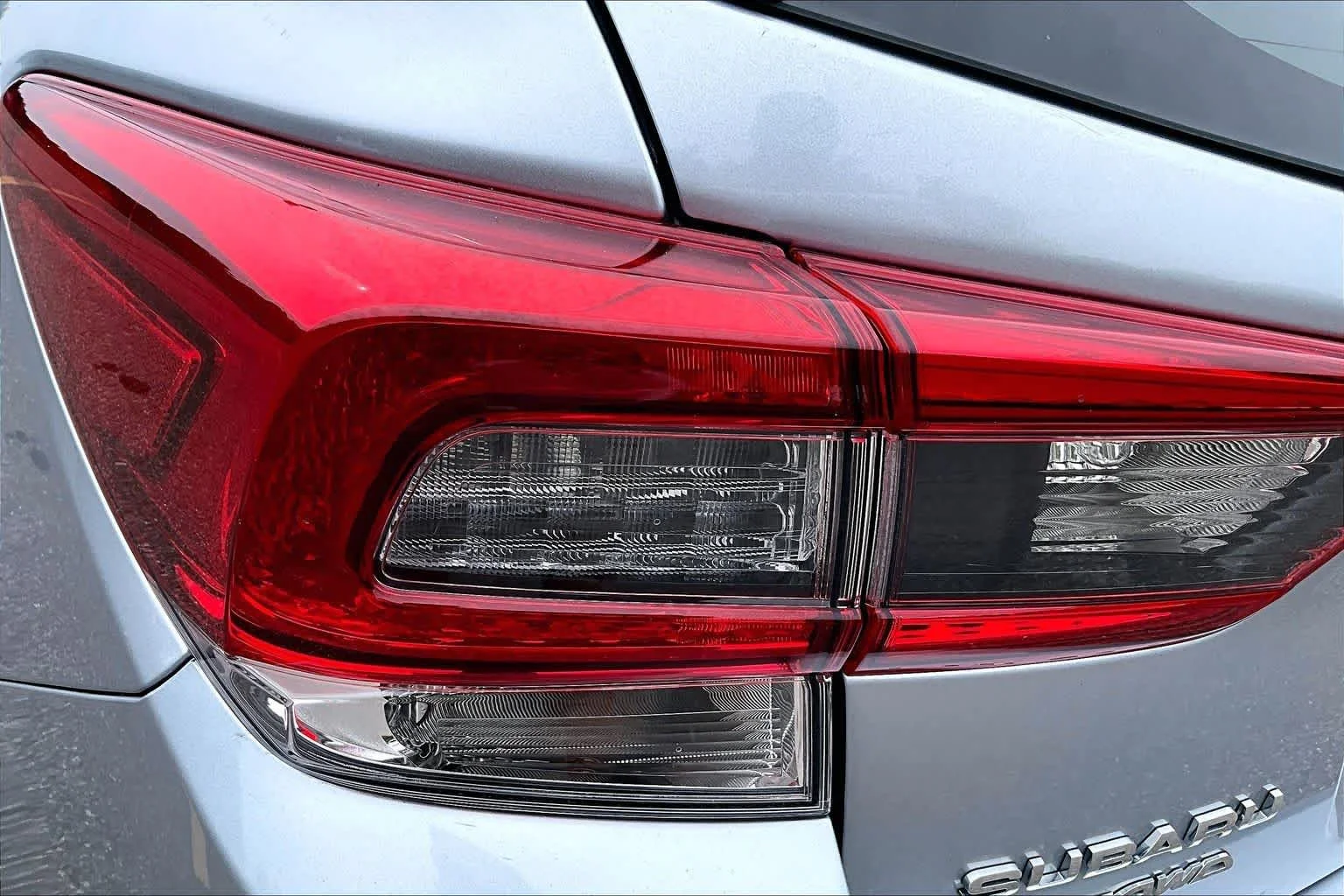 Used 2022 Ice Silver Metallic Subaru  image 27
