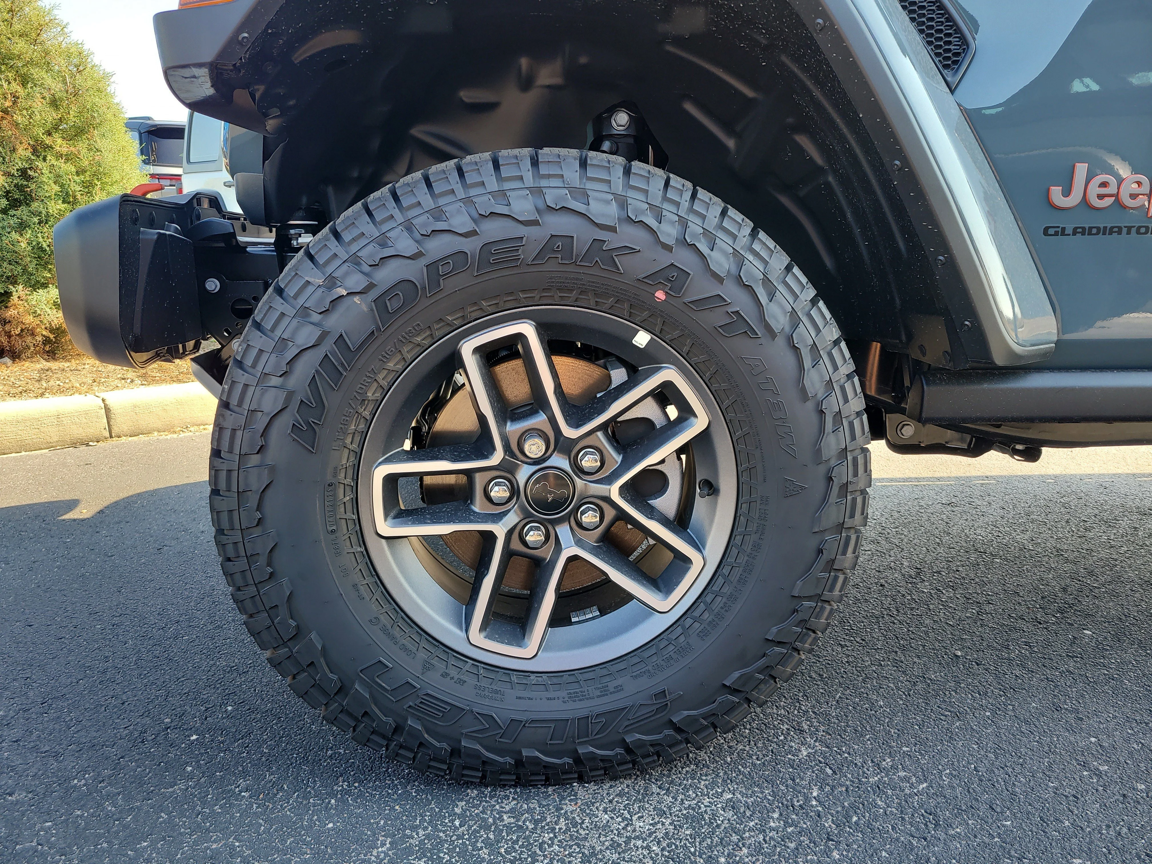 New 2026 Anvil Clearcoat Jeep Mojave image 10