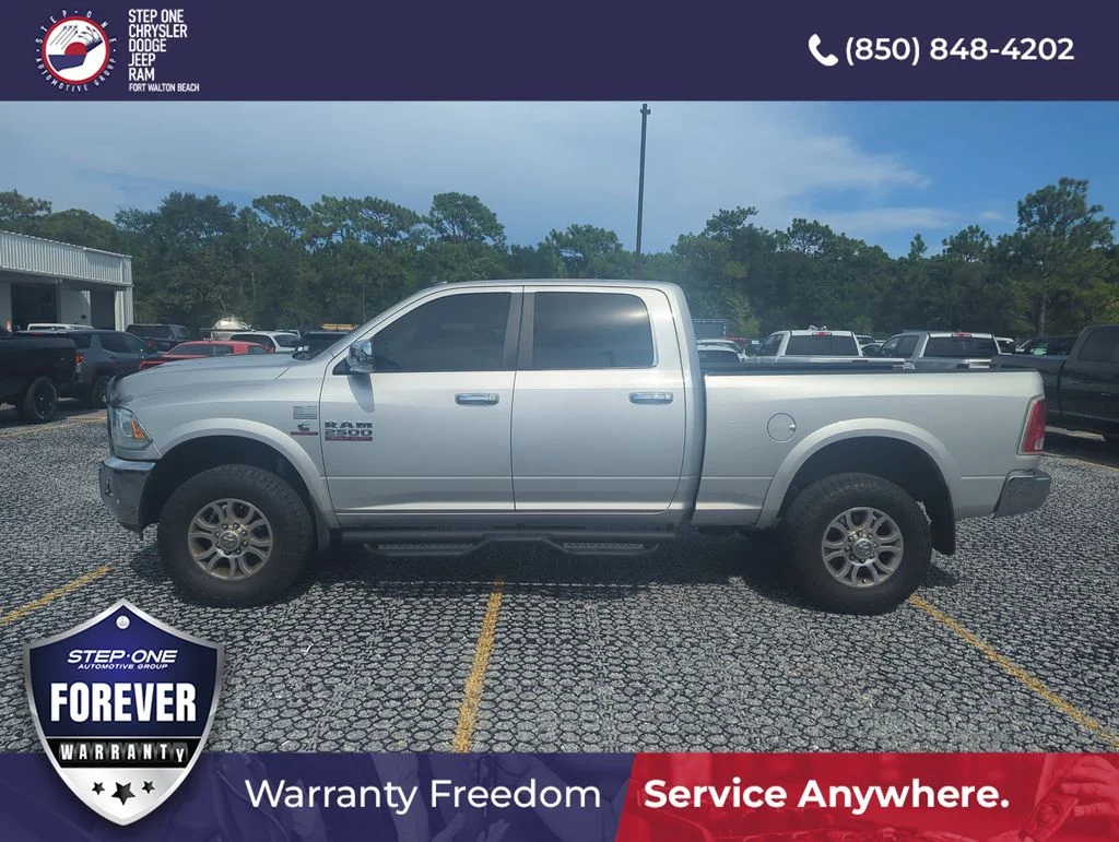 Used 2016 Silver Ram Laramie image 3