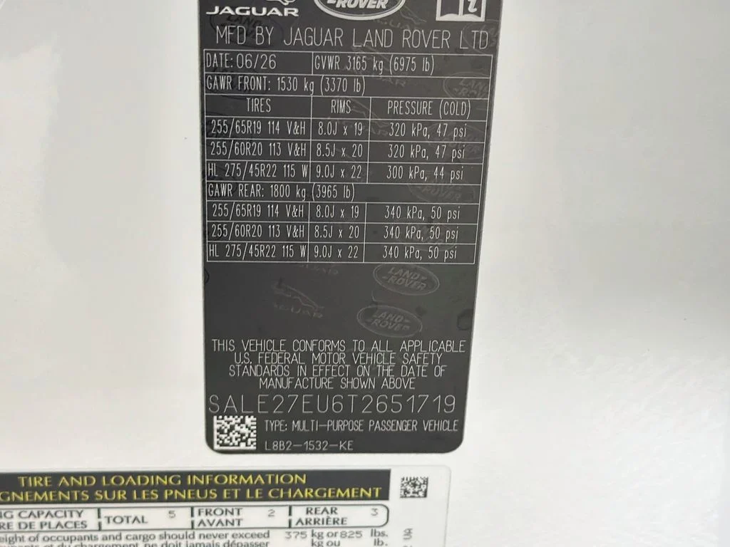 New 2026 Fuji White Land Rover X-Dynamic SE image 34
