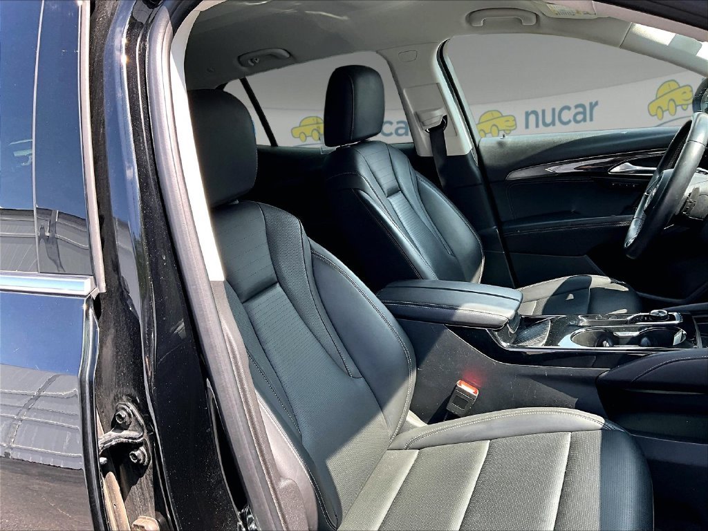 Used 2024 Ebony Twilight Metallic Buick Preferred image 11
