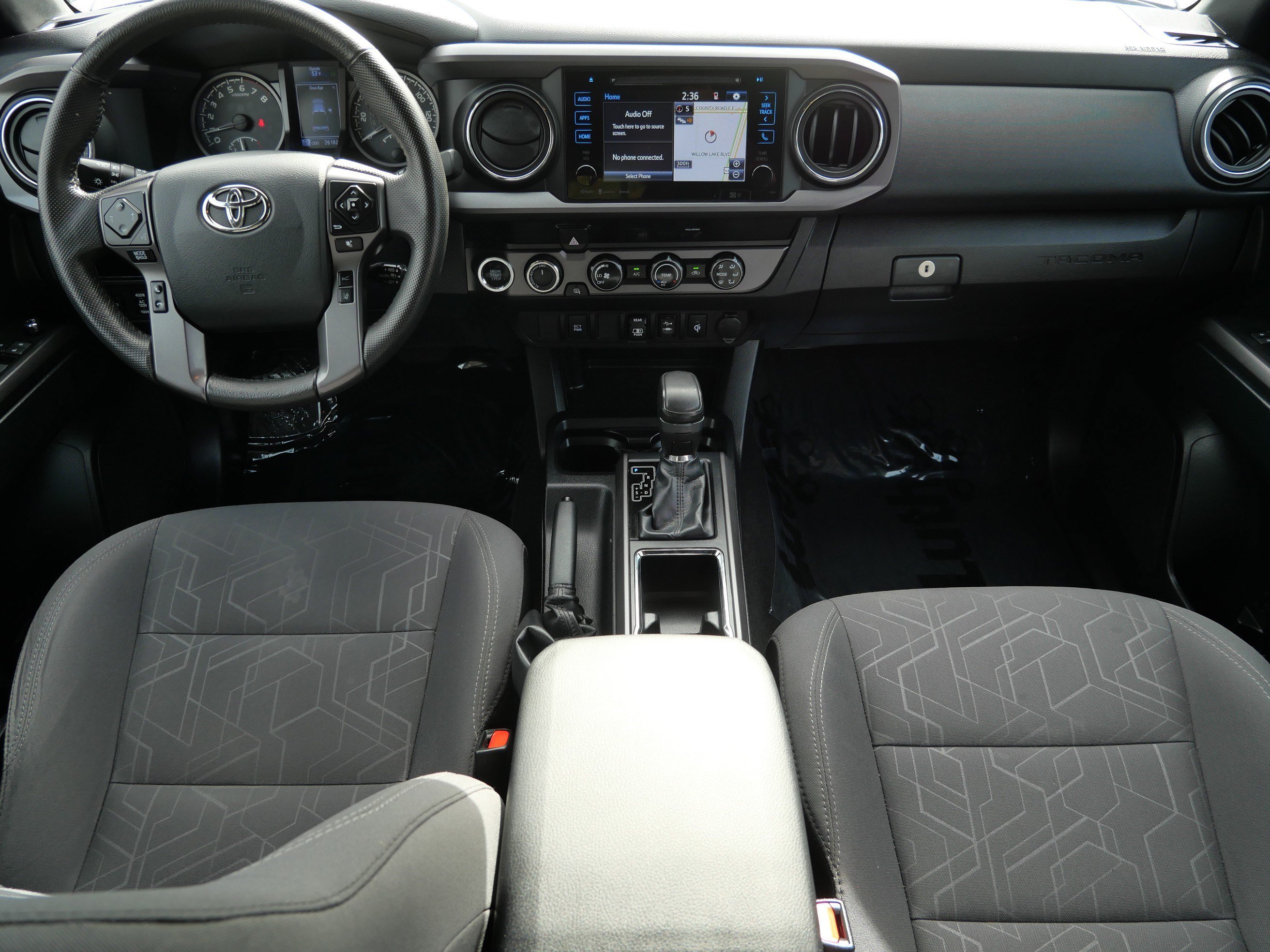 Used 2018 Magnetic Gray Metallic Toyota SR5 image 10