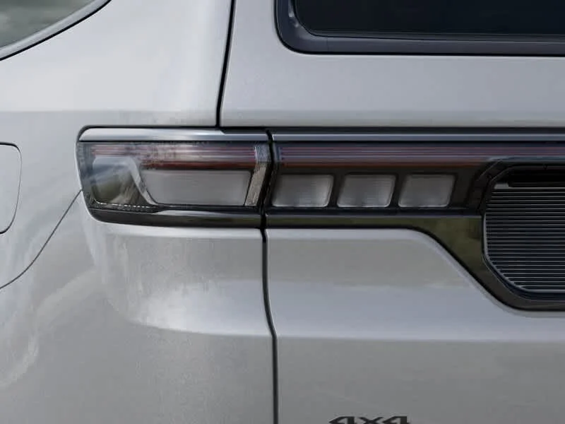 New 2026 Silver Zynith Jeep Limited Altitude image 9