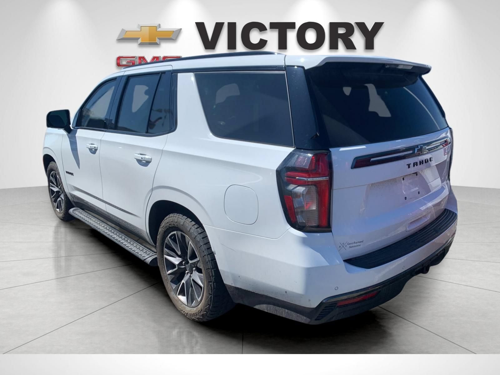 Used 2021 Summit White Chevrolet Z71 image 5