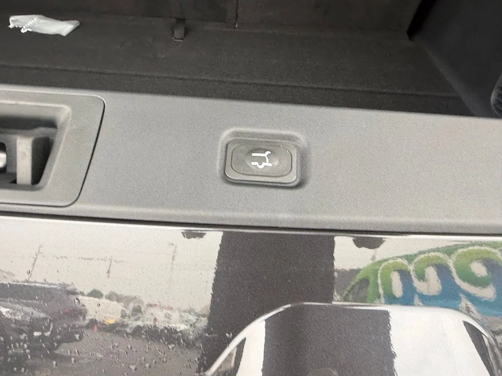 New 2027 Dark Matter Gray Metallic Ford MAX Platinum image 47