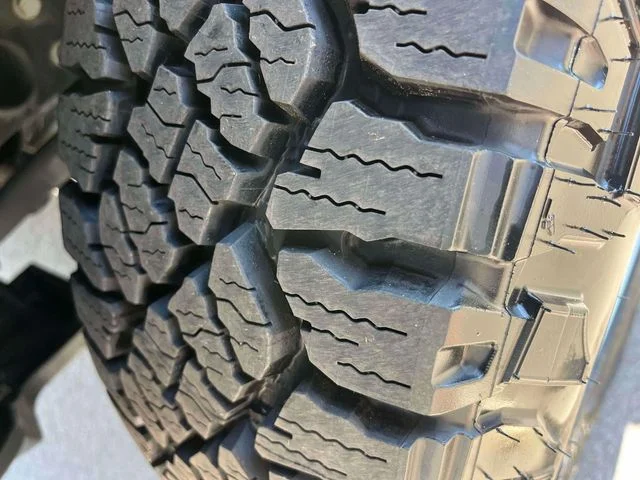 Certified Used 2020 Gray Clearcoat Jeep Sport image 12