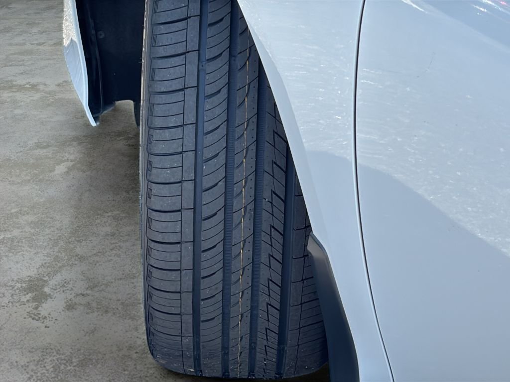2022 Honda Accord Hybrid Sport - Photo 11