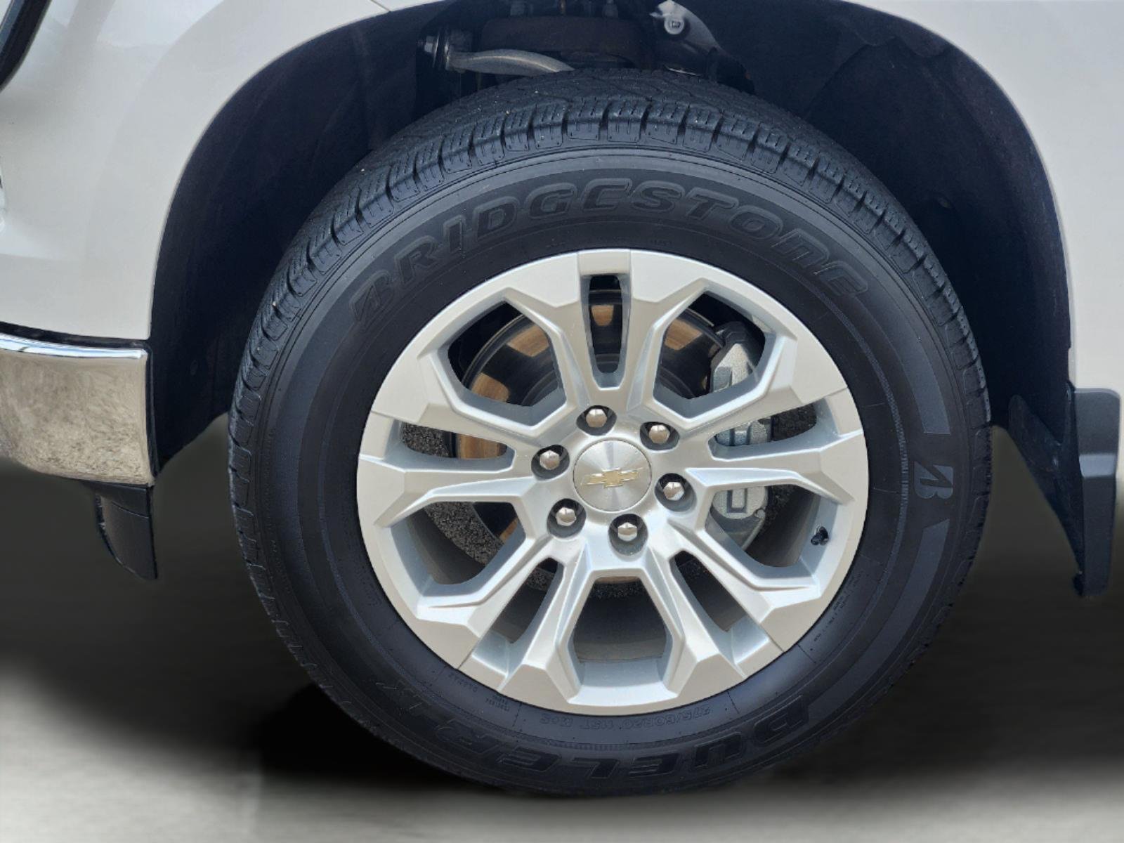 Used 2023 Iridescent Pearl Tricoat CHEVROLET LTZ image 10